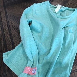 Girls long sleeve green top with buttons